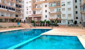 Charmant appartement avec piscine en résidence